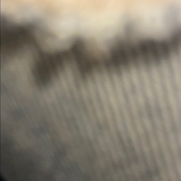 Meet your Posher, Robyn - Picture 1 of 1